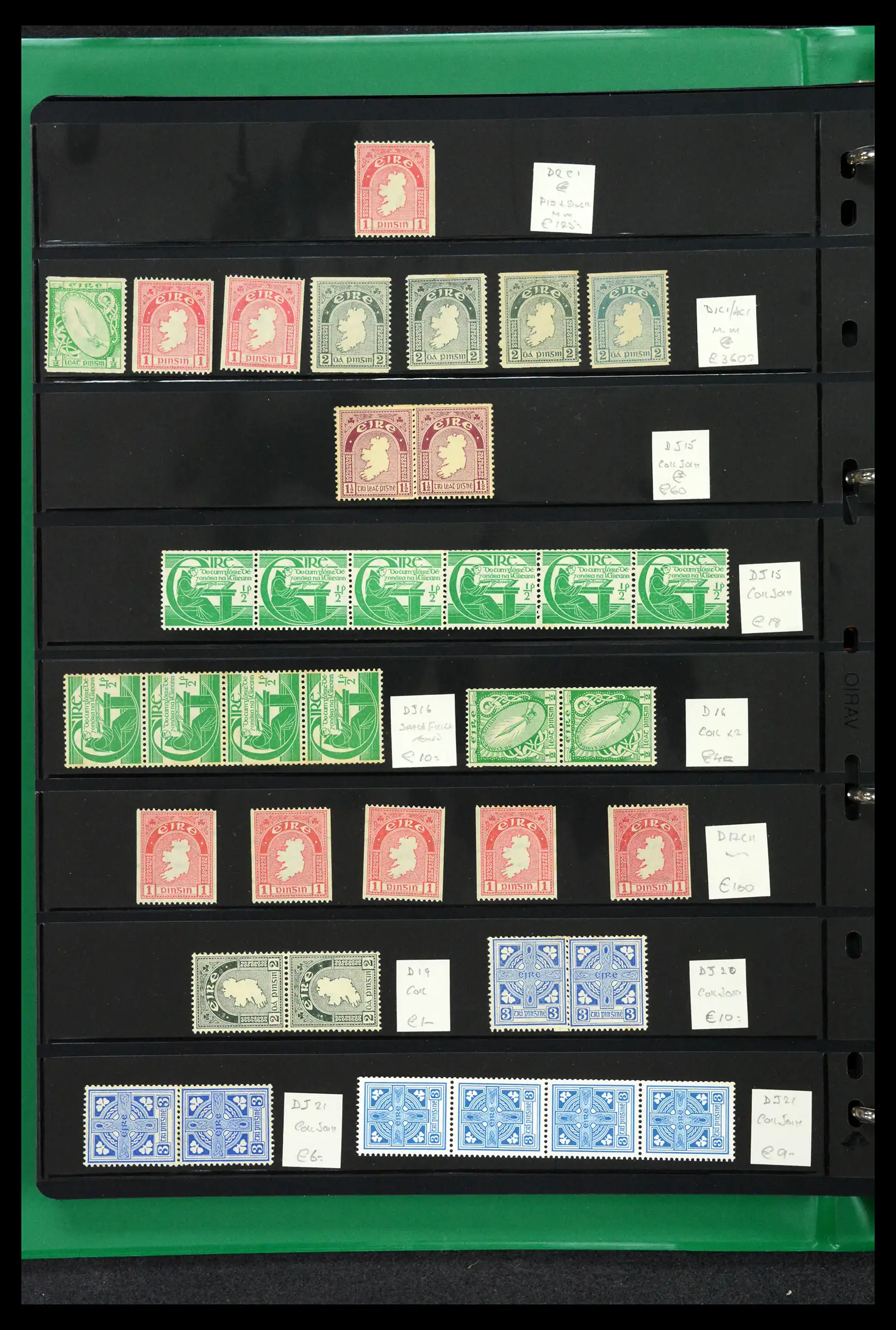 42178 0022 - Postzegelverzameling 42178 Ierland langlopende uitgaven 1922-2001.