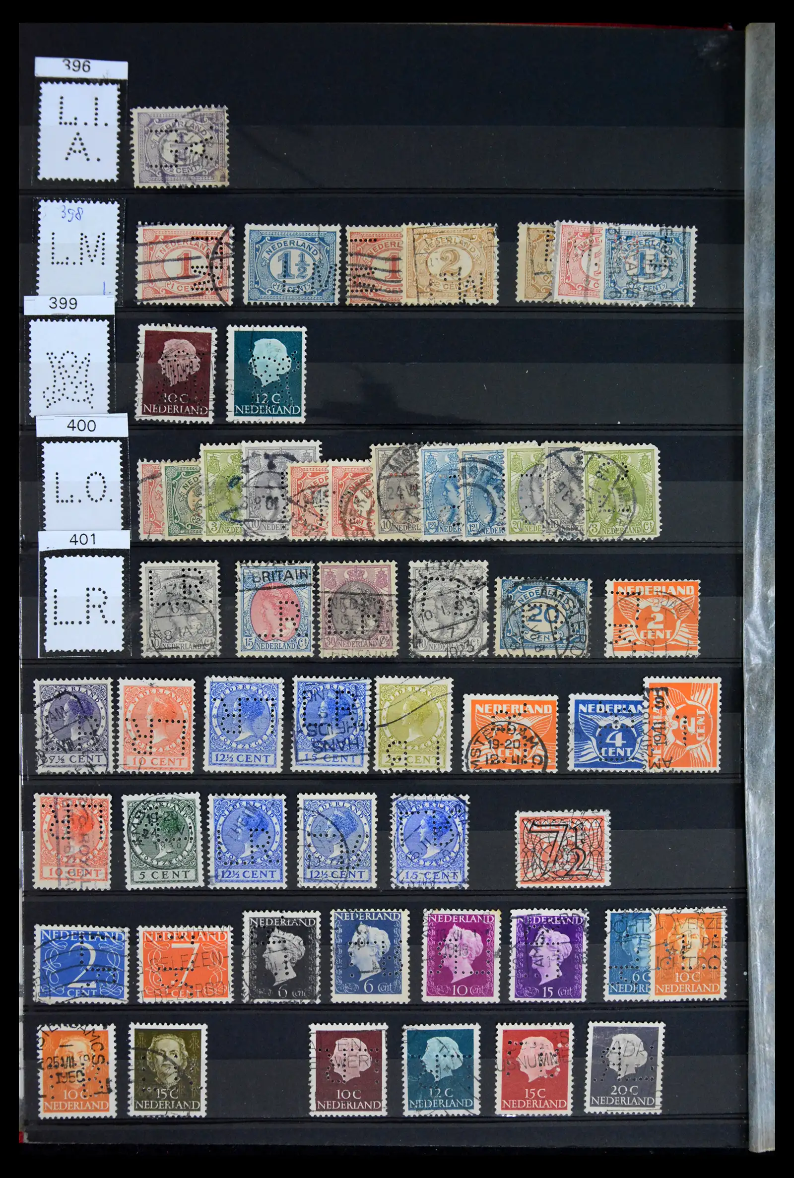 42202 0014 - Postzegelverzameling 42202 Nederland perfins 1891-1960.