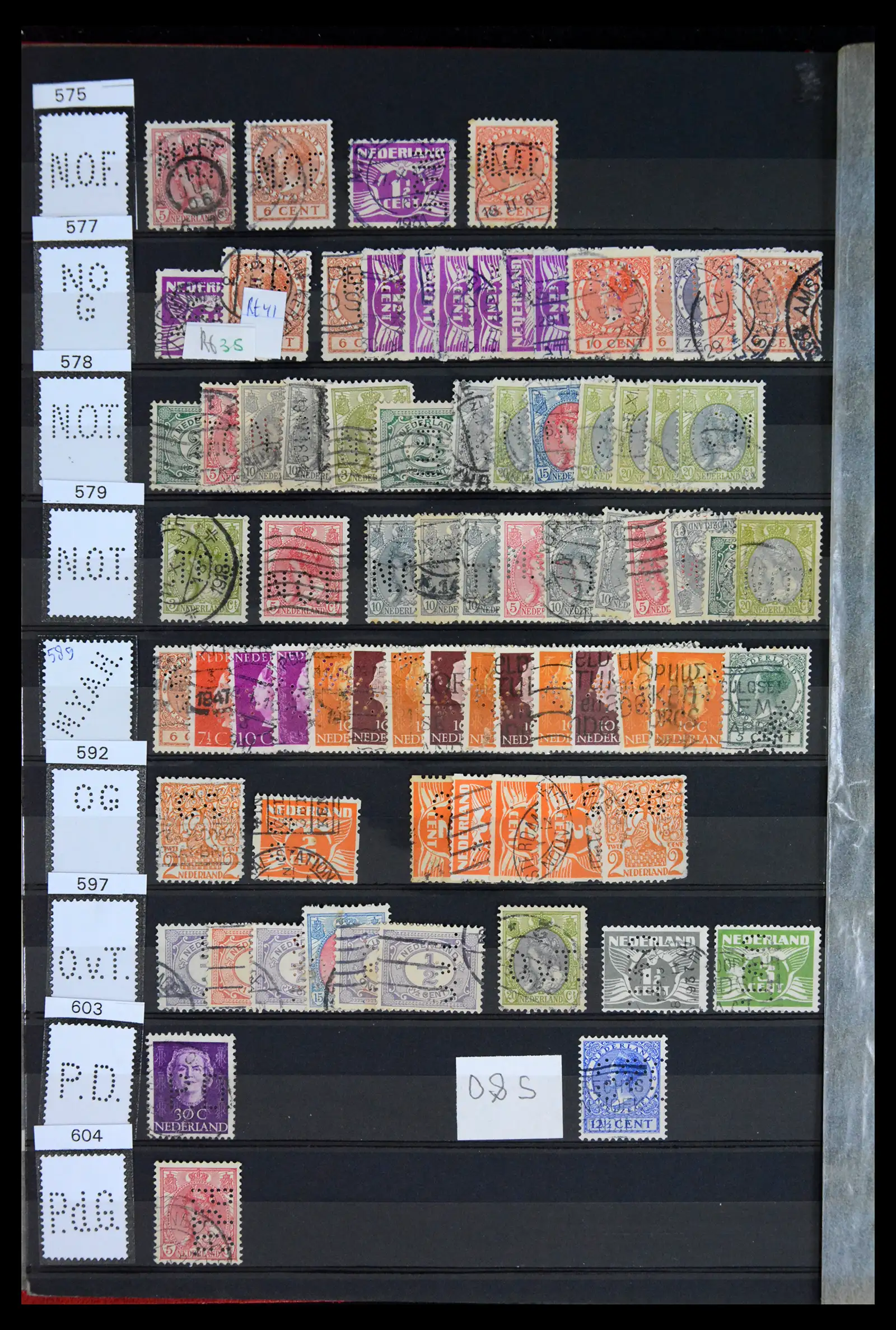 42202 0018 - Postzegelverzameling 42202 Nederland perfins 1891-1960.