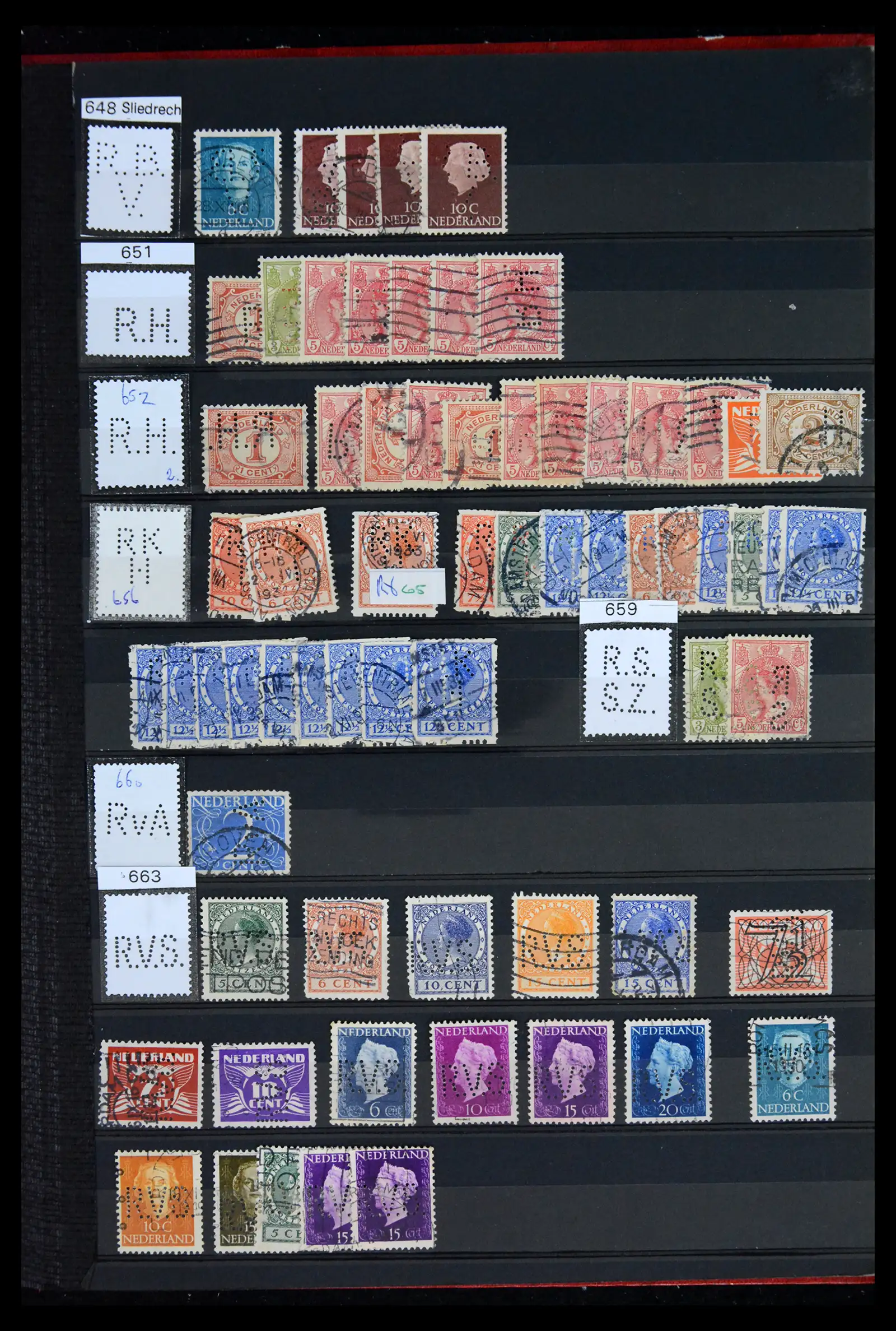 42202 0021 - Postzegelverzameling 42202 Nederland perfins 1891-1960.