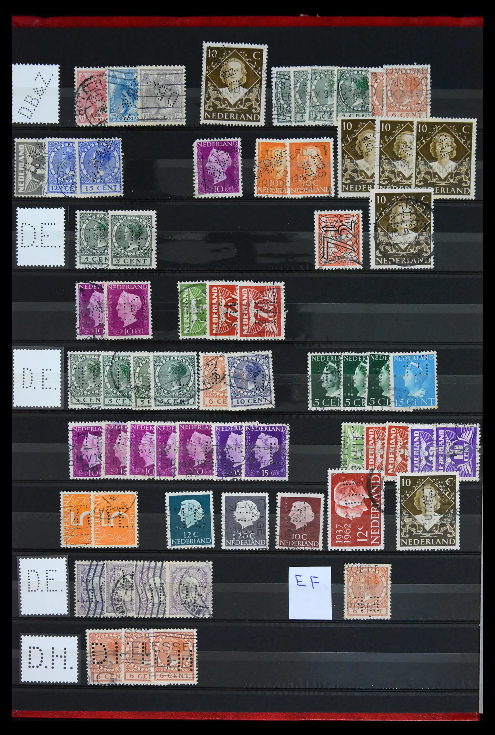 42202 0040 - Postzegelverzameling 42202 Nederland perfins 1891-1960.