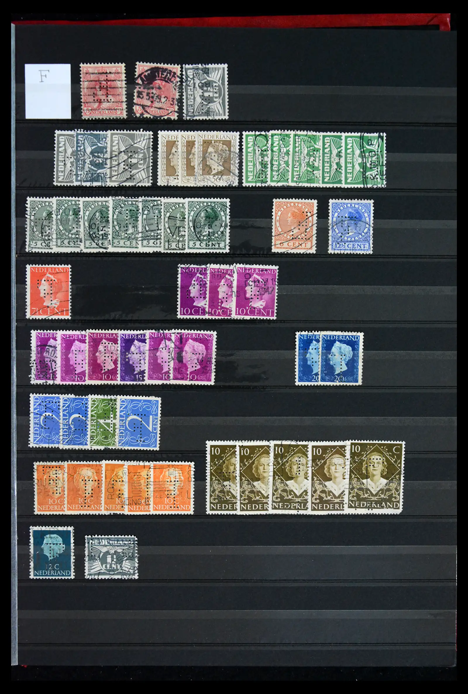 42202 0043 - Postzegelverzameling 42202 Nederland perfins 1891-1960.