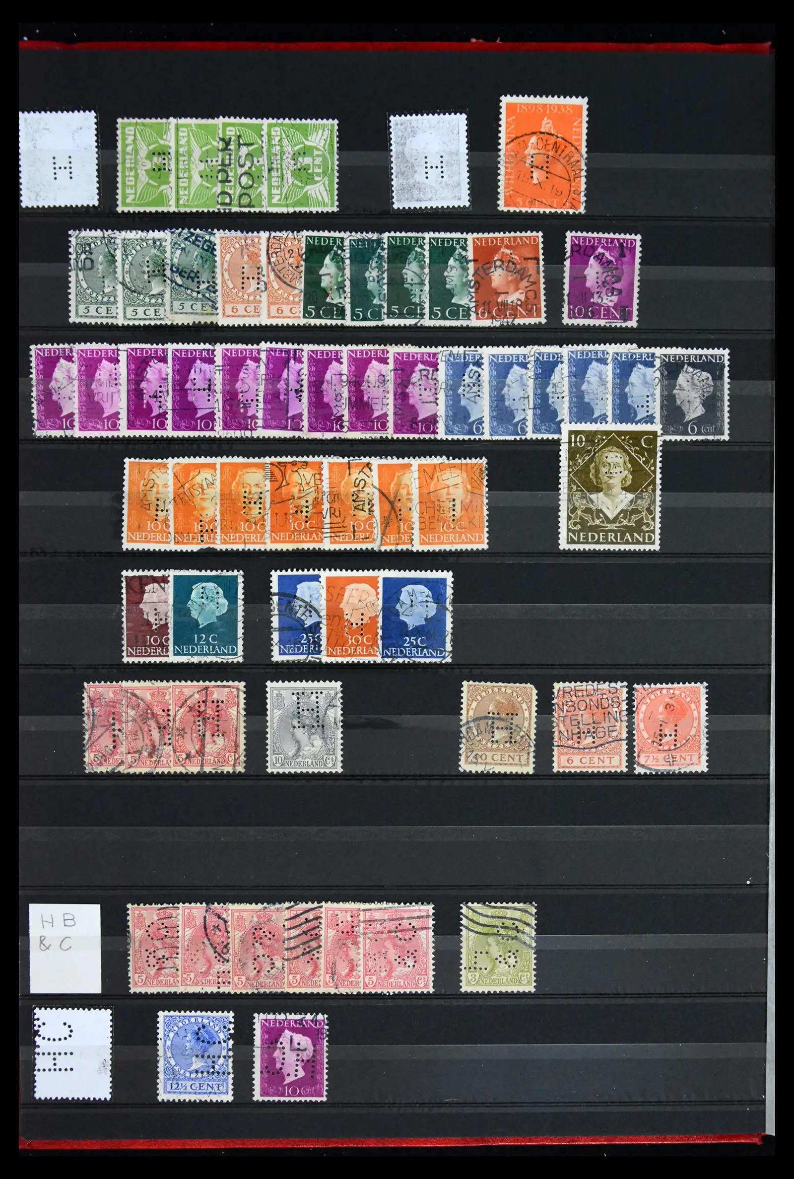 42202 0046 - Postzegelverzameling 42202 Nederland perfins 1891-1960.