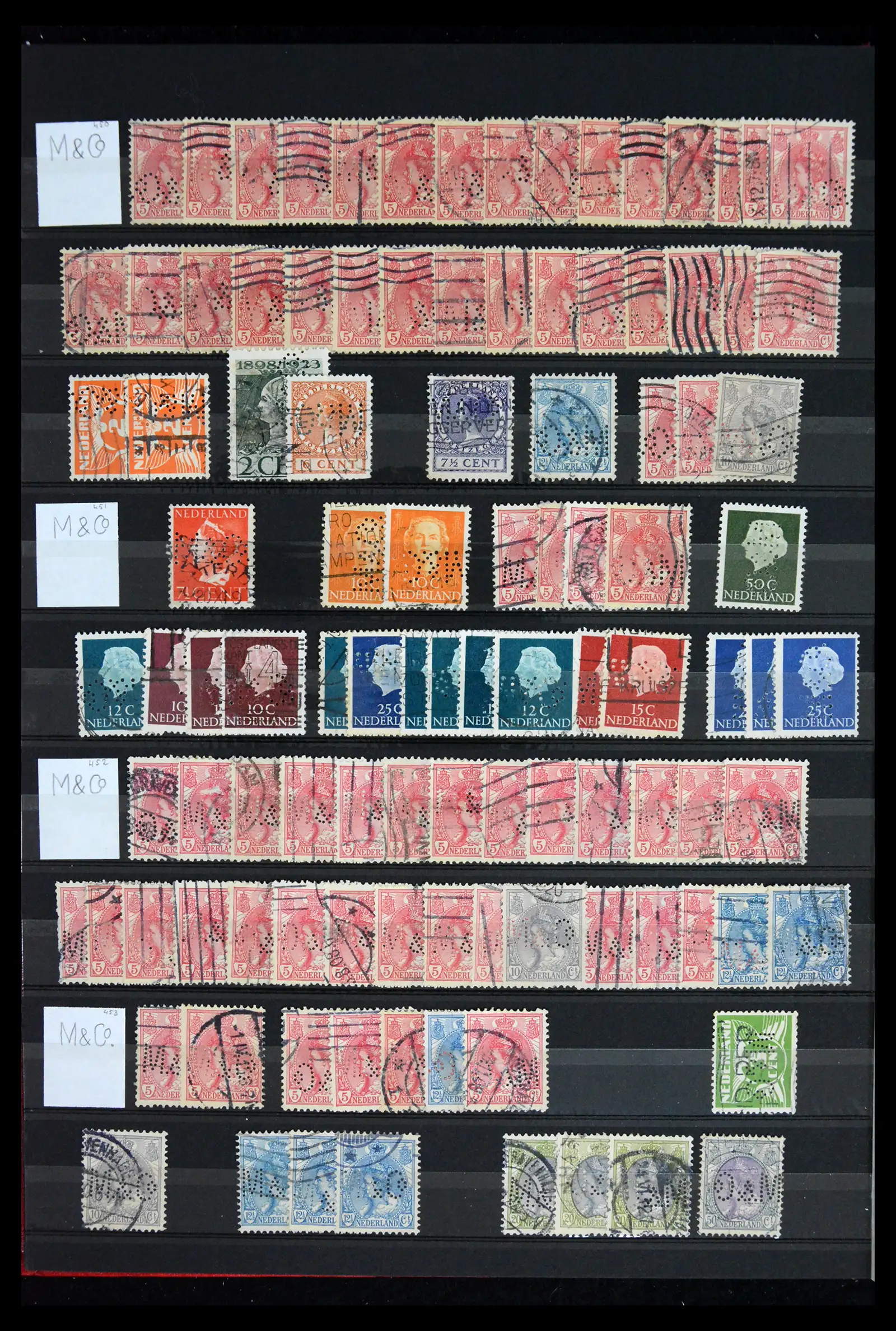 42202 0058 - Postzegelverzameling 42202 Nederland perfins 1891-1960.
