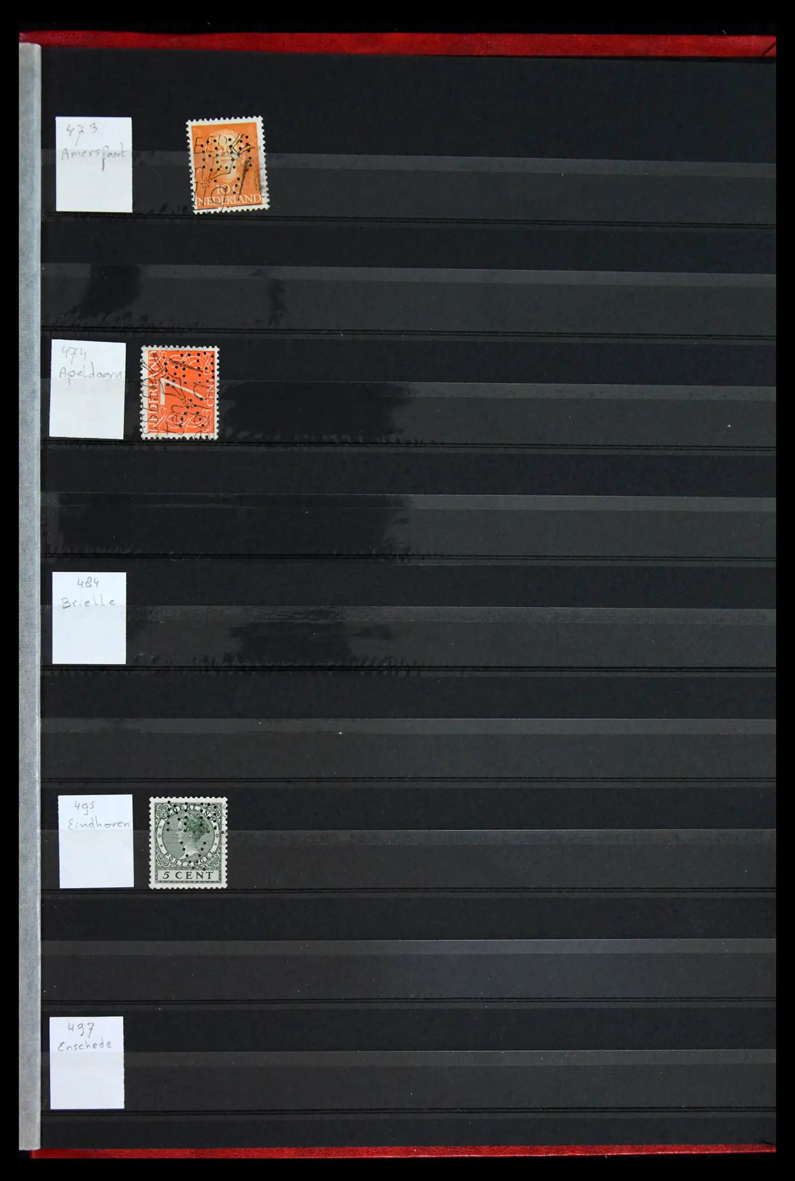 42202 0061 - Postzegelverzameling 42202 Nederland perfins 1891-1960.