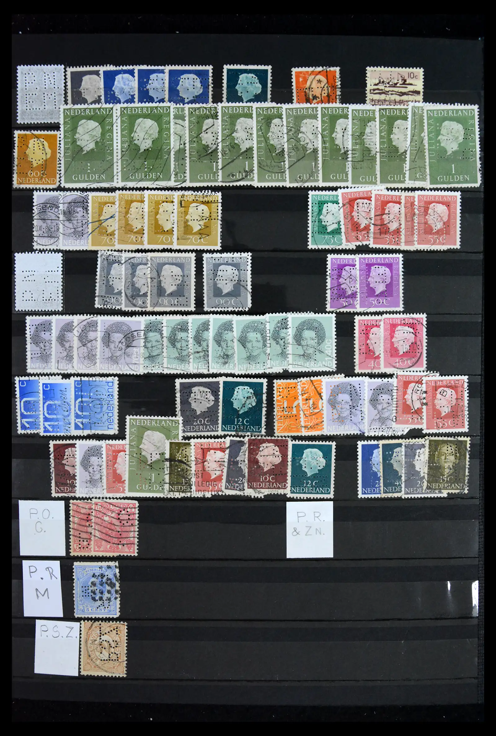 42202 0067 - Postzegelverzameling 42202 Nederland perfins 1891-1960.