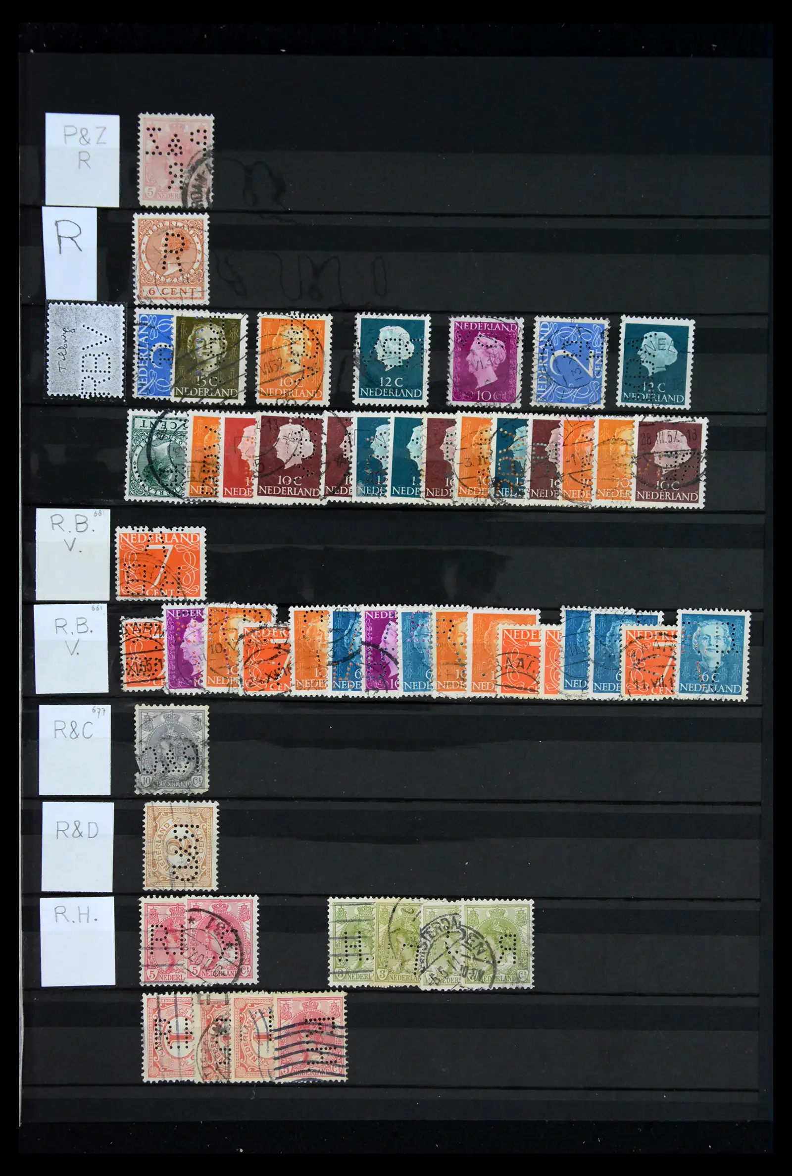 42202 0068 - Postzegelverzameling 42202 Nederland perfins 1891-1960.
