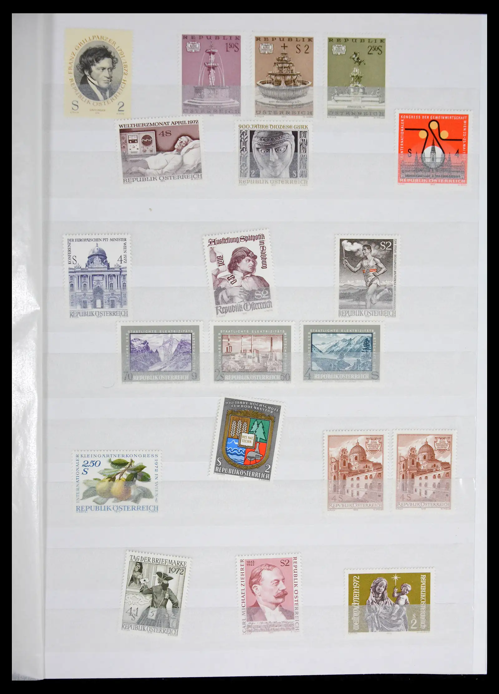 42226 0070 - Postzegelverzameling 42226 Oostenrijk 1918-2009.