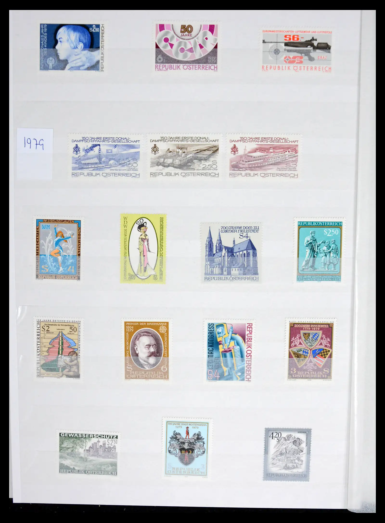 42226 0083 - Postzegelverzameling 42226 Oostenrijk 1918-2009.