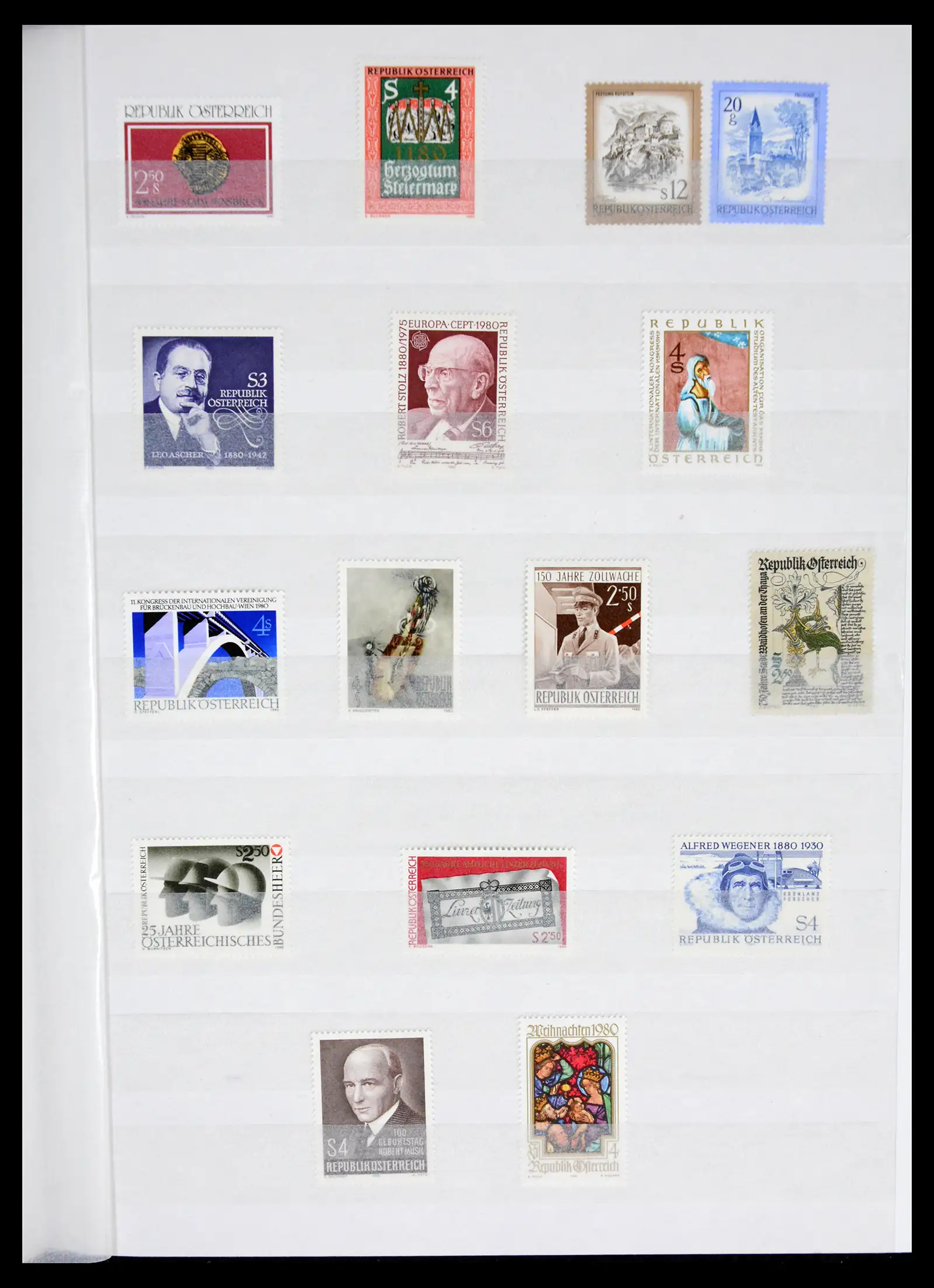 42226 0086 - Postzegelverzameling 42226 Oostenrijk 1918-2009.