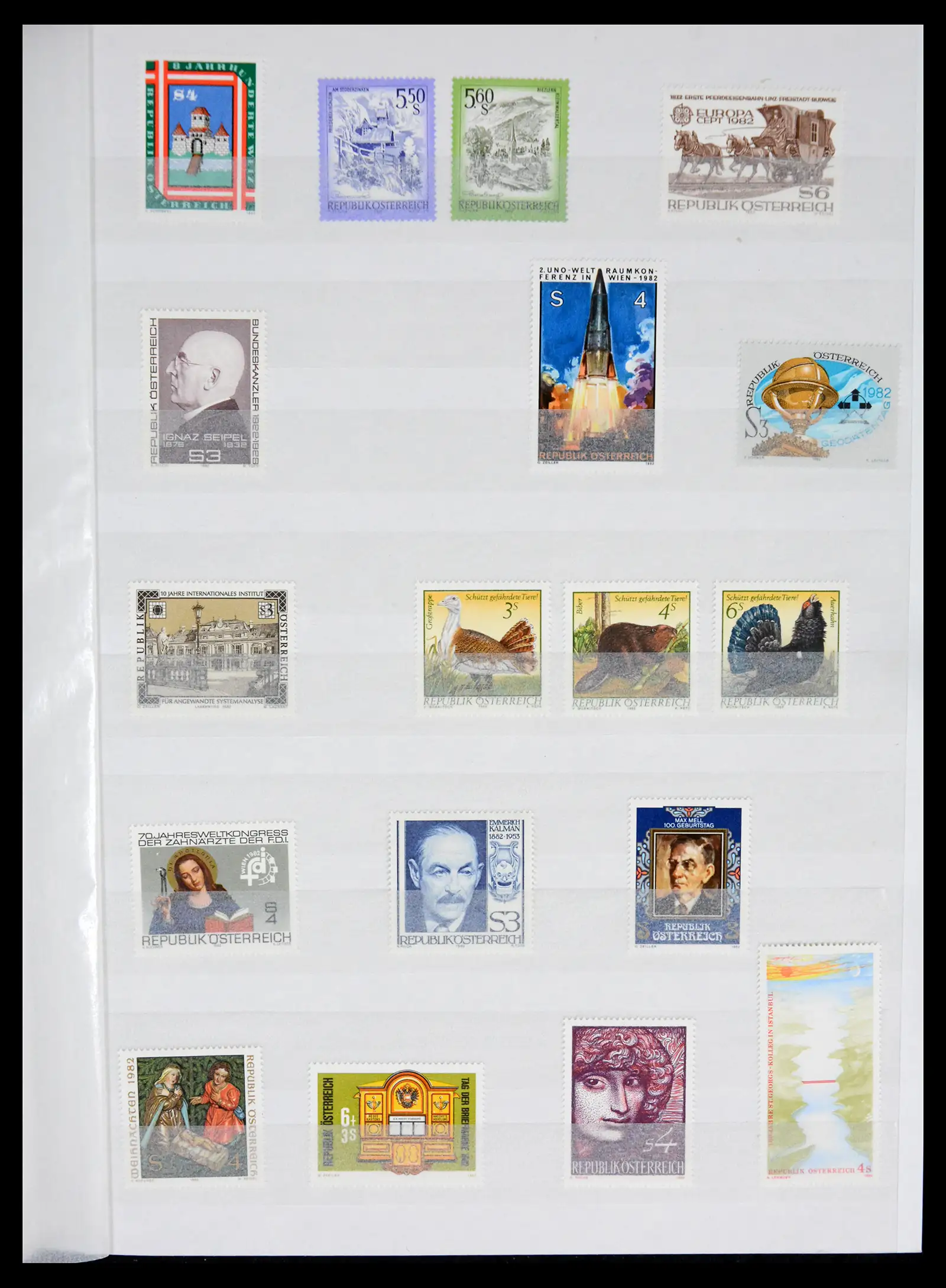 42226 0090 - Postzegelverzameling 42226 Oostenrijk 1918-2009.