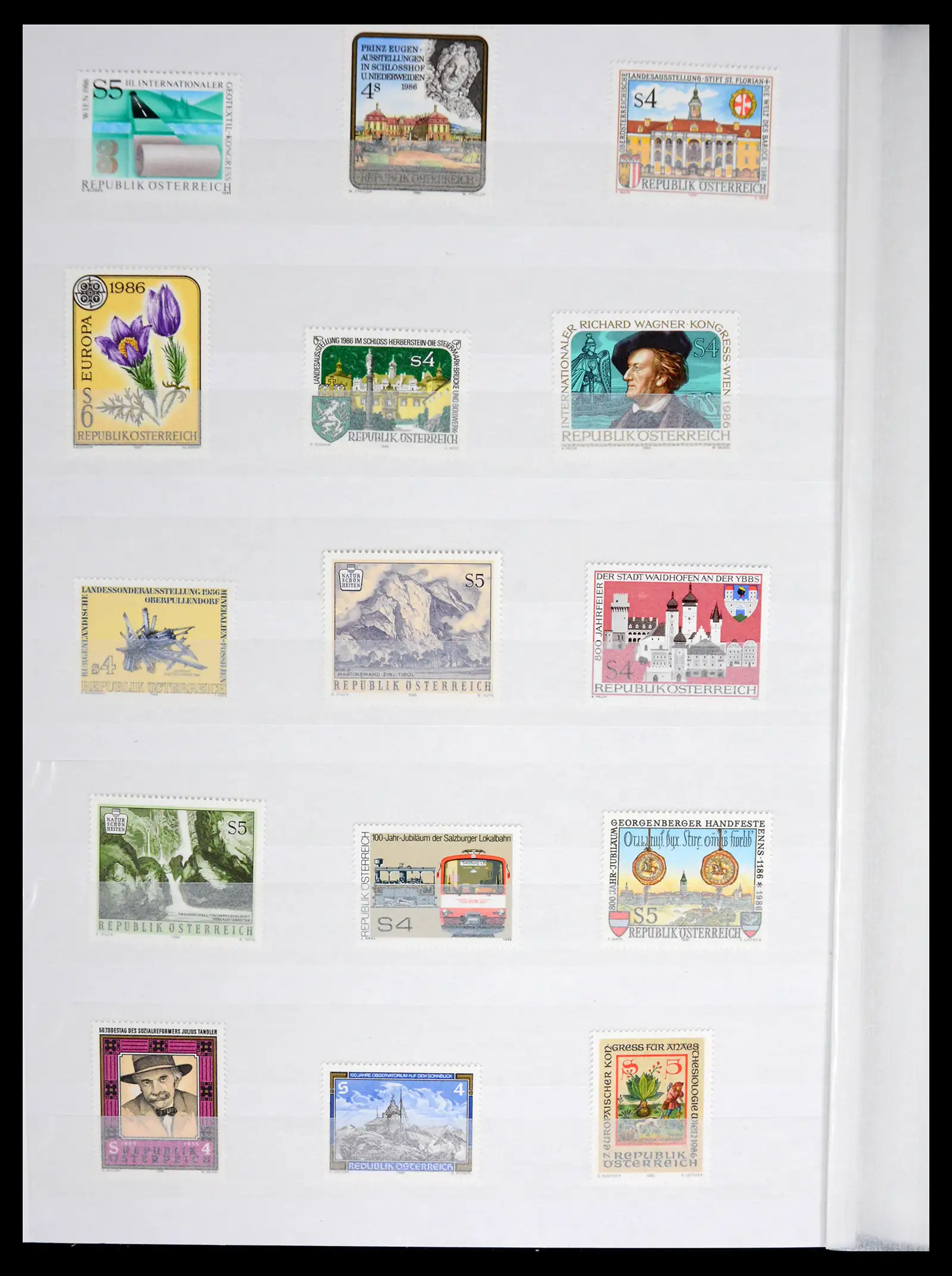 42226 0099 - Postzegelverzameling 42226 Oostenrijk 1918-2009.