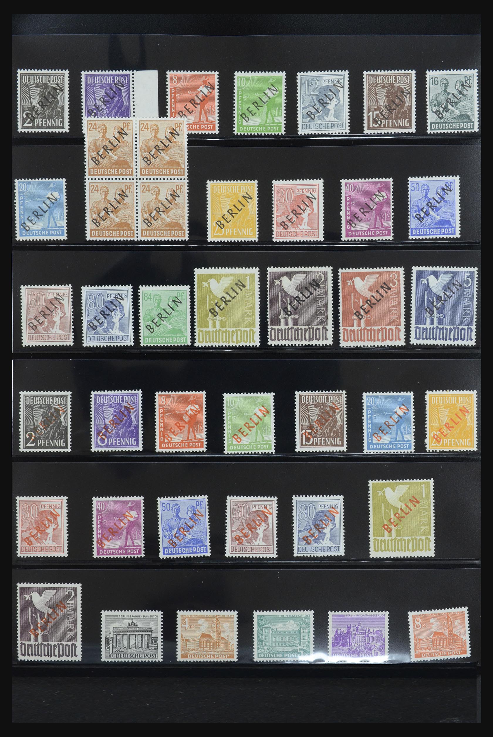 32333 001 32333 Berlijn 1948-1990. - Afbeelding 1