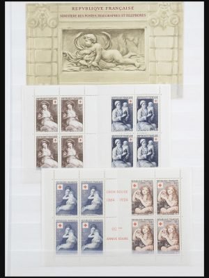 32546 Frankrijk Rode Kruisboekjes 1952-1987.