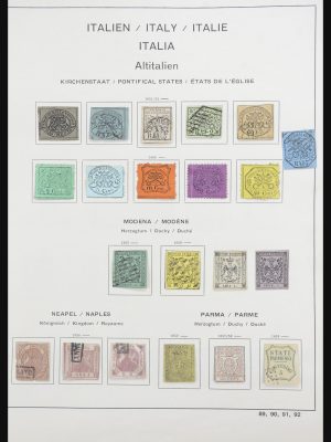 32811 Italiaanse staten, gebieden en koloniën 1851-1933.