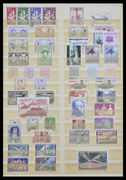Postzegelverzameling 33613 België 1957-1983.