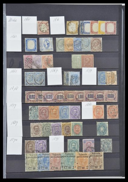 Postzegelverzameling 33758 Italië 1861-2011.