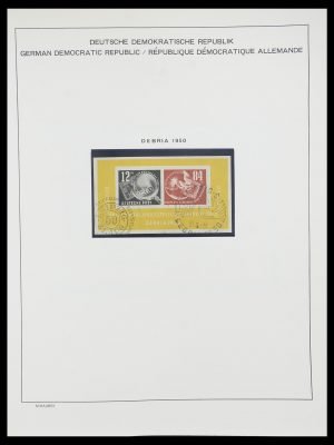 Postzegelverzameling 33782 DDR 1949-1990.