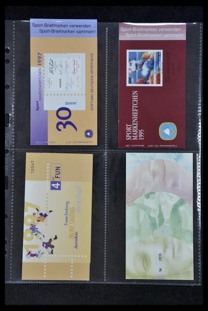 Foto van Postzegelverzameling 34317 Duitsland privé postzegelboekjes 1983-2000.