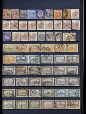 34968 Wereld perfins 1890-1965.