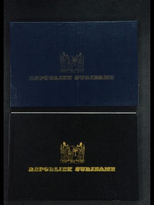 35542 Suriname carnets 1975-1978.
