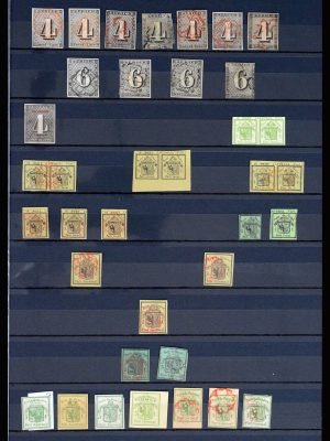 36994 Wereld vervalsingen 1843-1940.